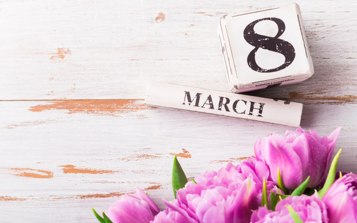 MM-ova mini anketa: Vam 8. marec še kaj pomeni?