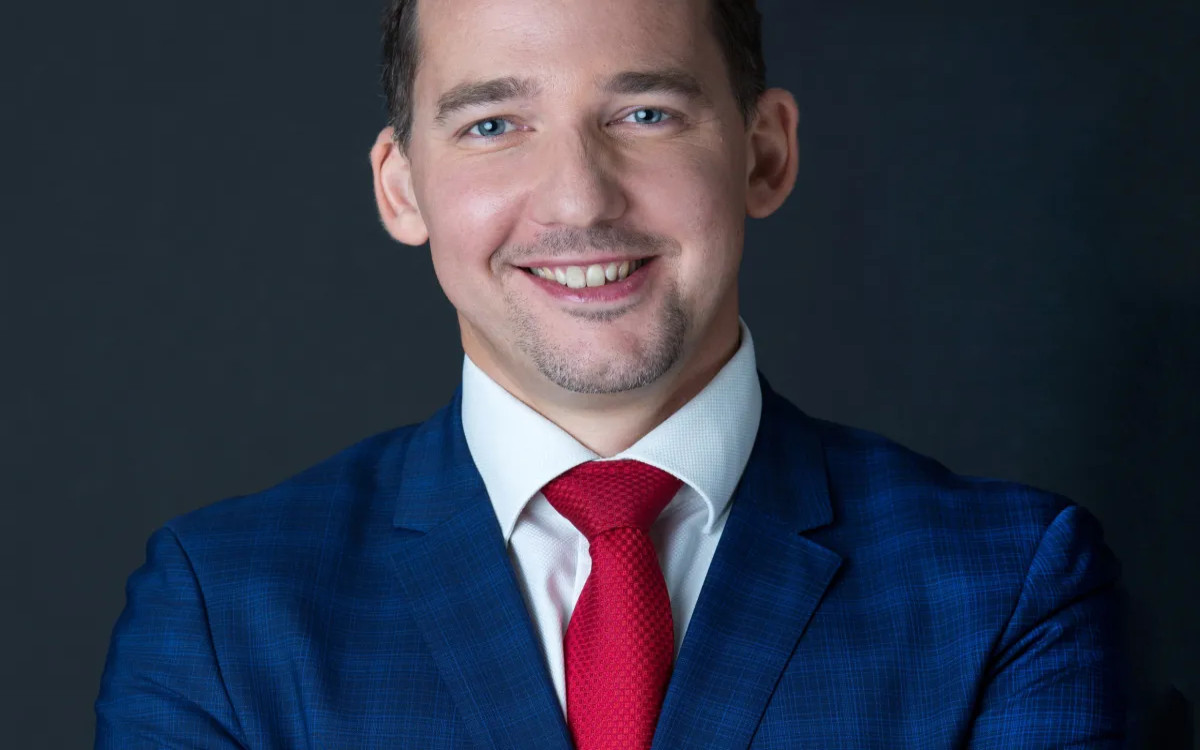 Korporativno komuniciranje v času konca zgodovine