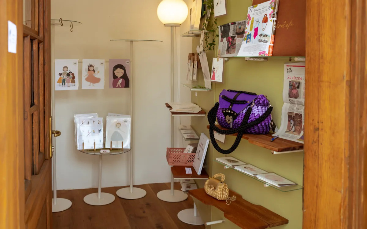 Opazili smo: Plečnikova trafika je ponovno odprta 