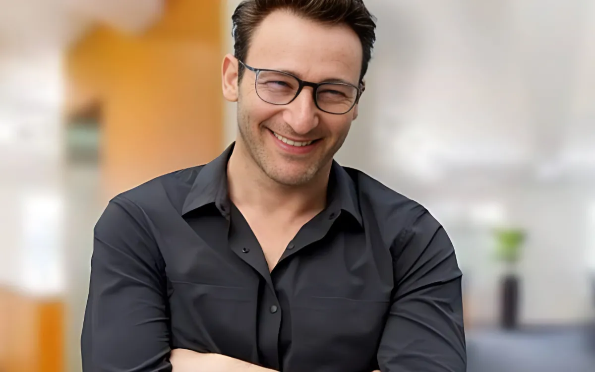 Marketingarji nagradili Simona Sineka za življenjsko delo