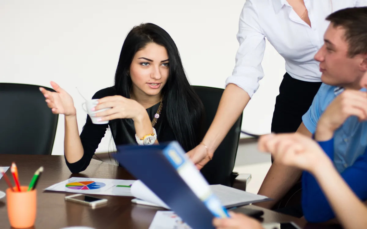 Skrivnosti prepričevalnega komuniciranja: bližnjice do nakupnih odločitev