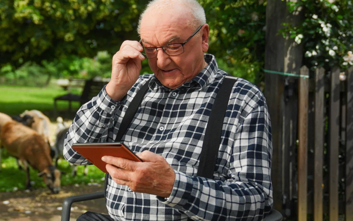 Prva javna platforma za izposojo e-knjig v Sloveniji