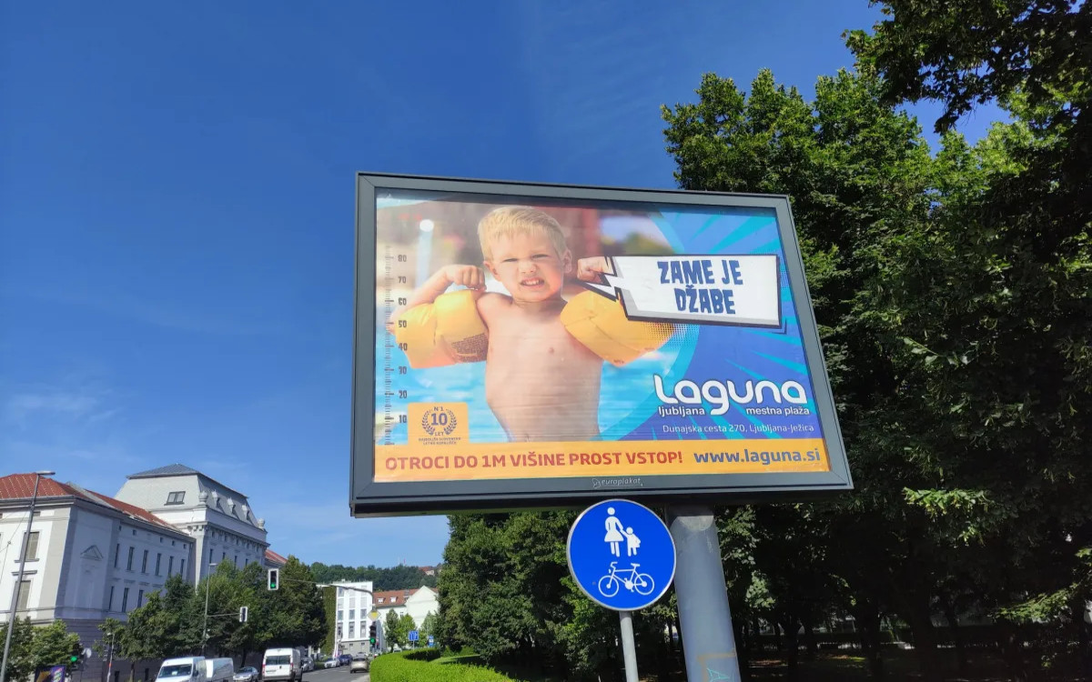 A ni »džabe«, da še vedno uporabljamo »džabe«?