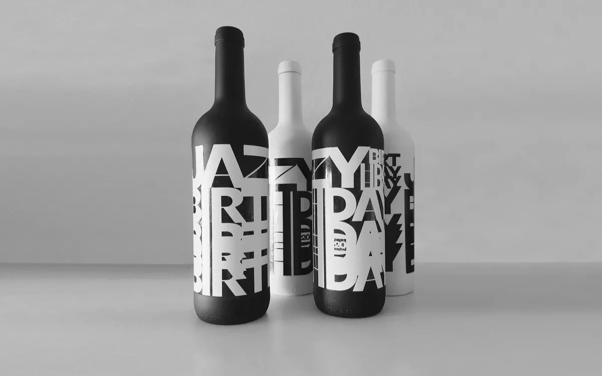 Vino JazzyBirthday na portalu Packaging of the World