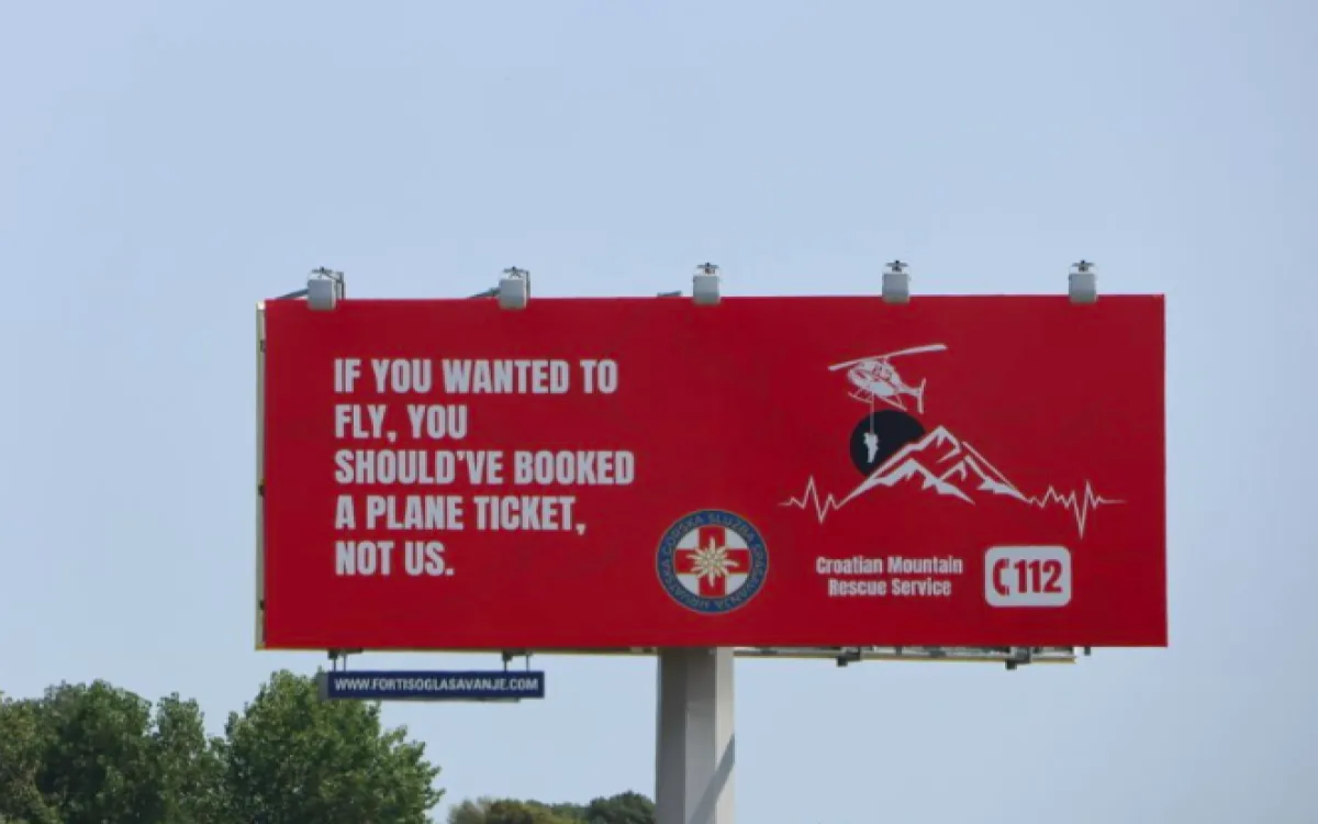 Bodo plakati pripomogli k manj intervencijam? 