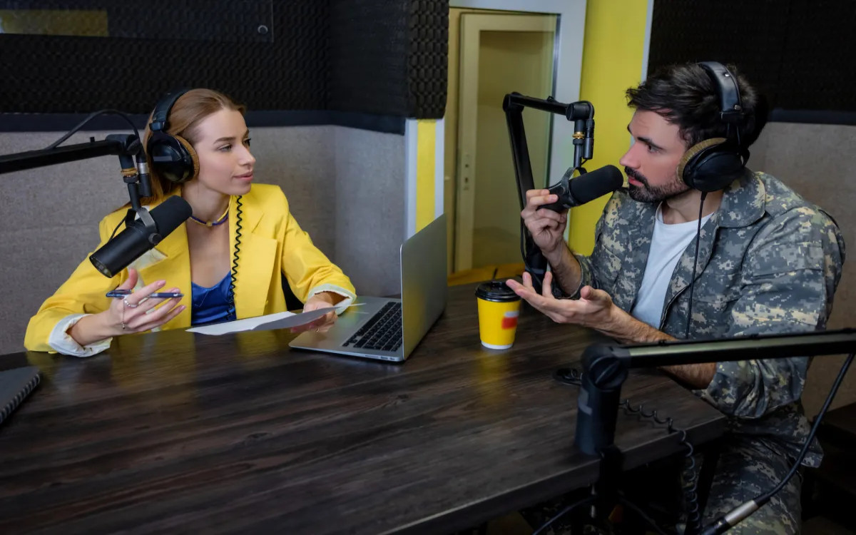 Korporativni podkast: kakšne so izkušnje slovenskih podjetij in organizacij? 