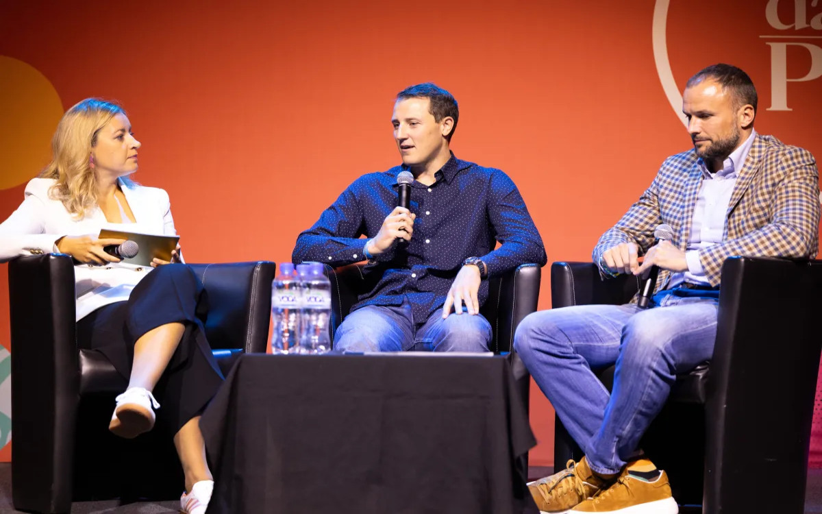 »Smo javne osebe, a še vedno ljudje, krvavi pod kožo«