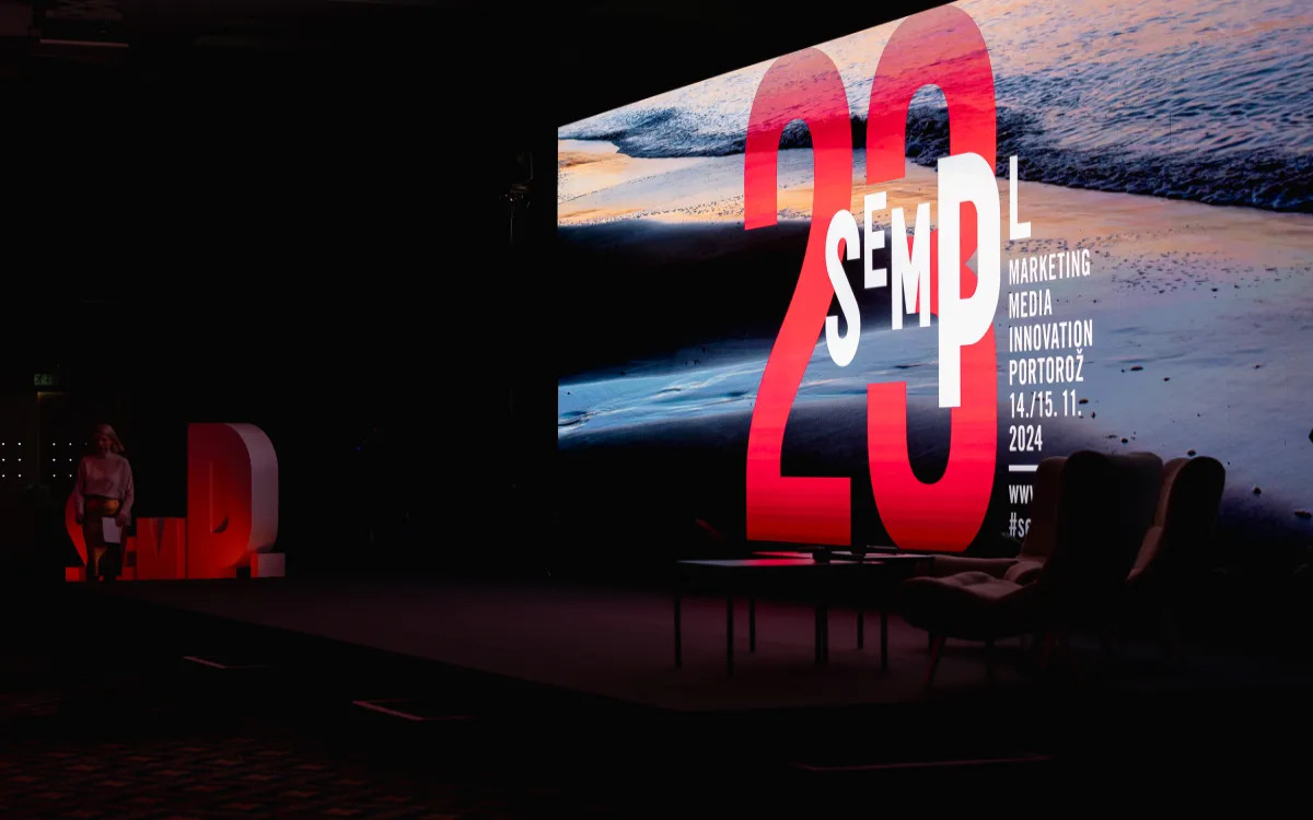 Veliki sempler slovenskemu projektu »Poli 50 – Bila sem zraven« 