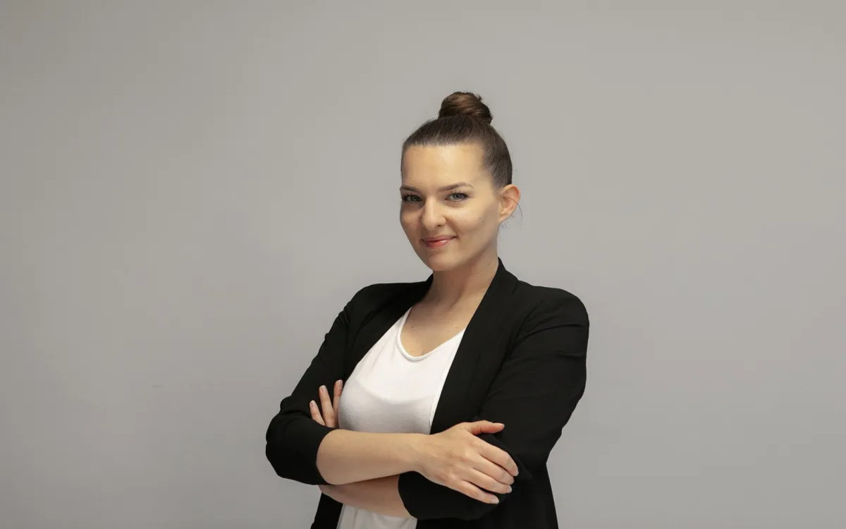 Amadea Šoln iz SHIFT-a v NLB