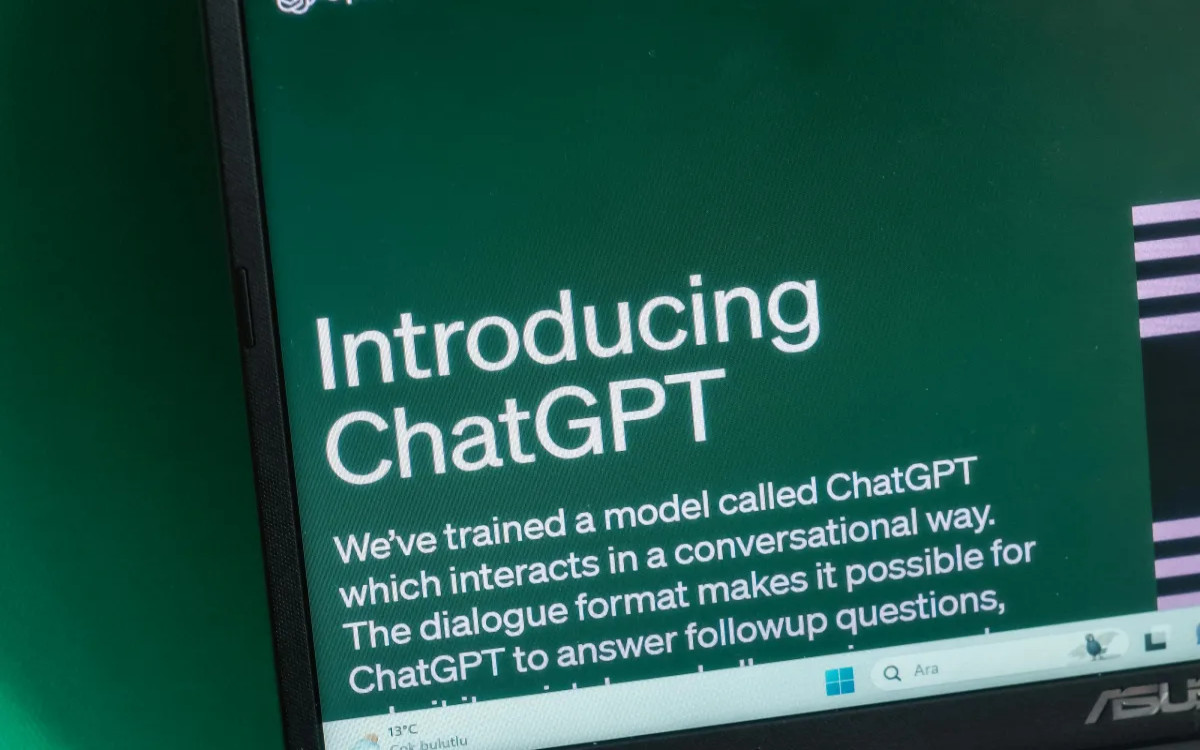 V Sloveniji sta uporaba UI in zavedanje o njej precej močna