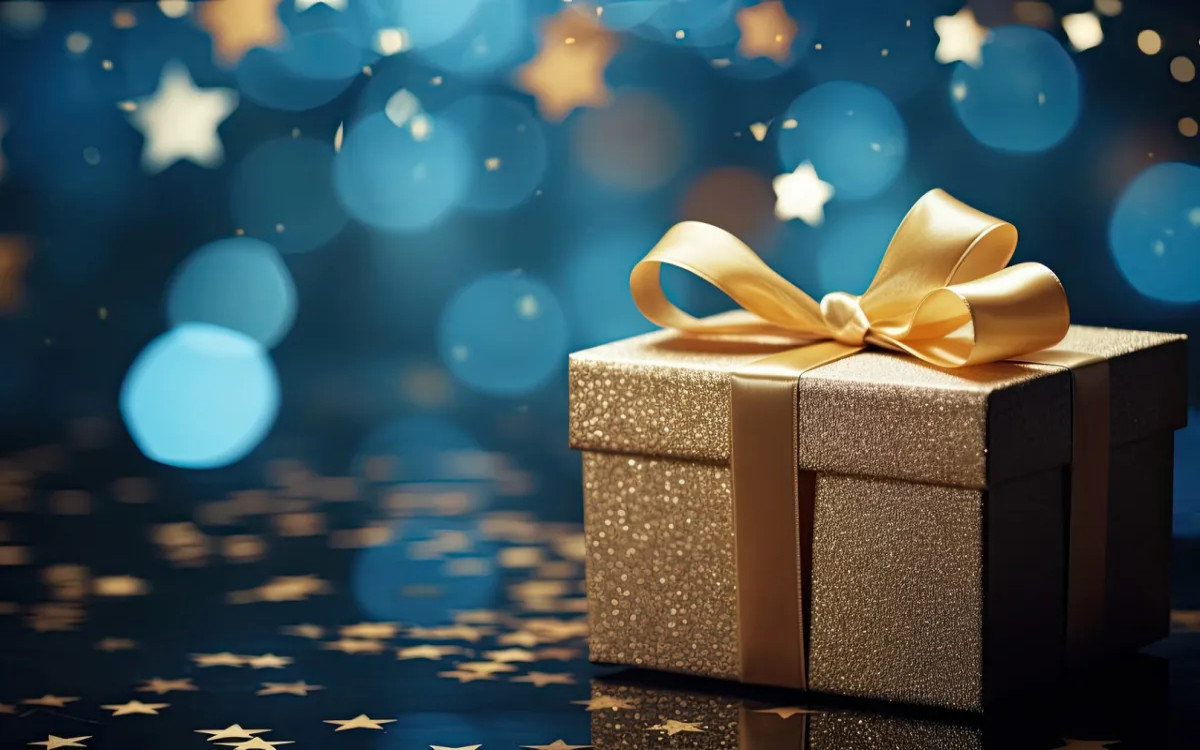 Novoletna darila agencij: THE OTHER, New Moment, POINT OUT in Luna \TBWA