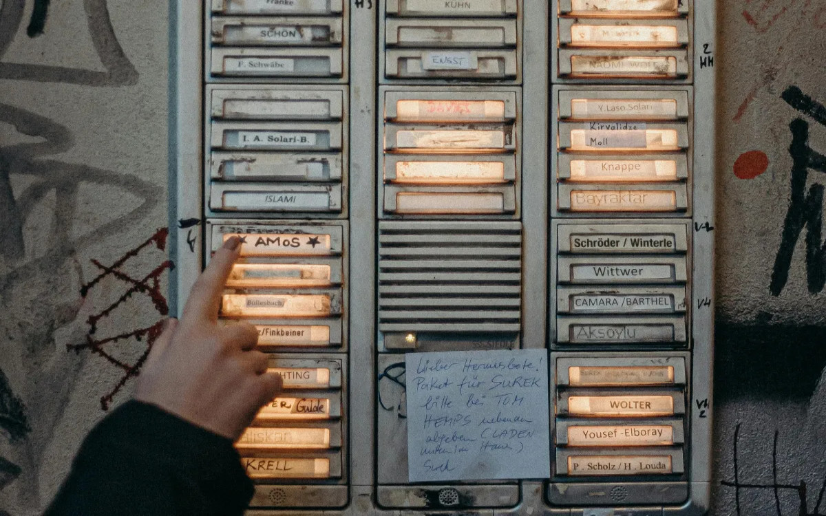 Apple razvija pametni zvonec s tehnologijo Face ID