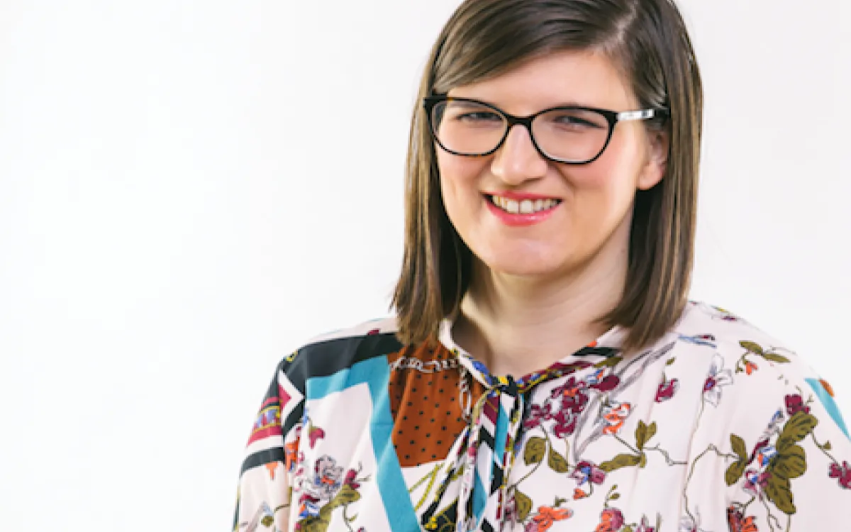 Ujeti v program zvestobe