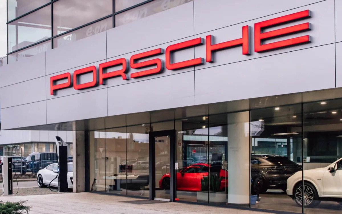 Porsche Slovenija izbral Dentsu za svojo novo medijsko agencijo