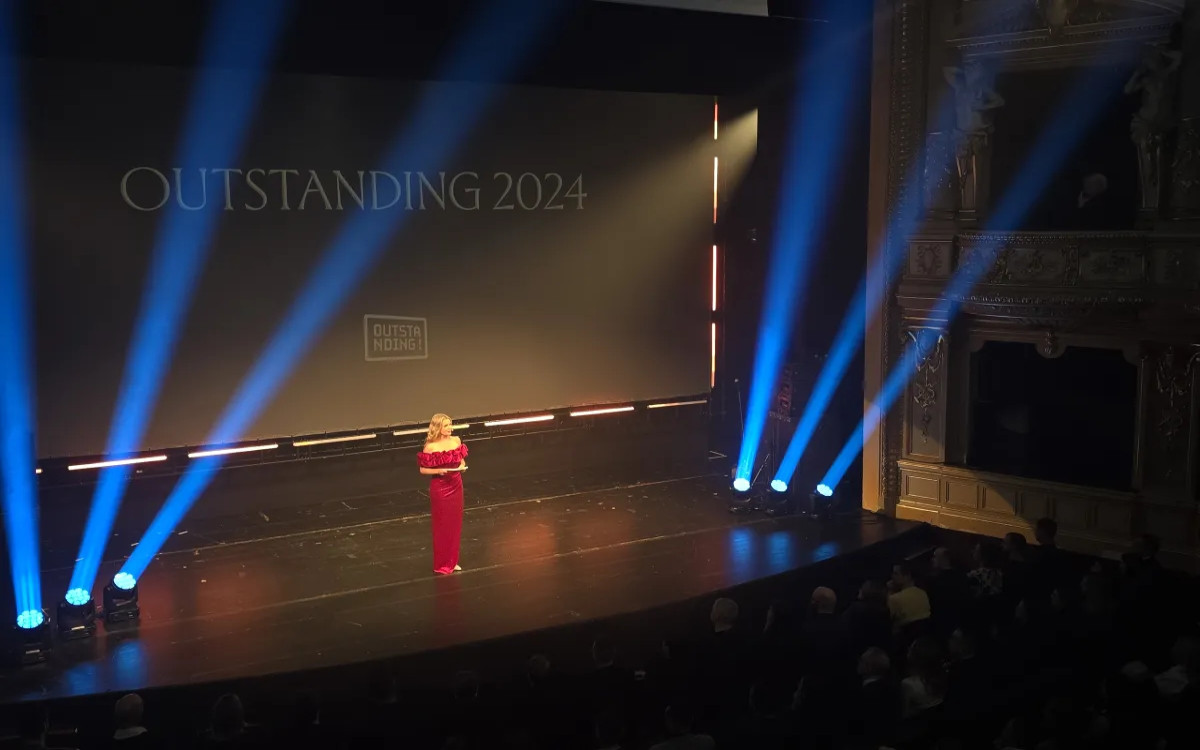 14. OUTSTANDING: VIDNO, PREPOZNAVNO IN NAGRAJENO