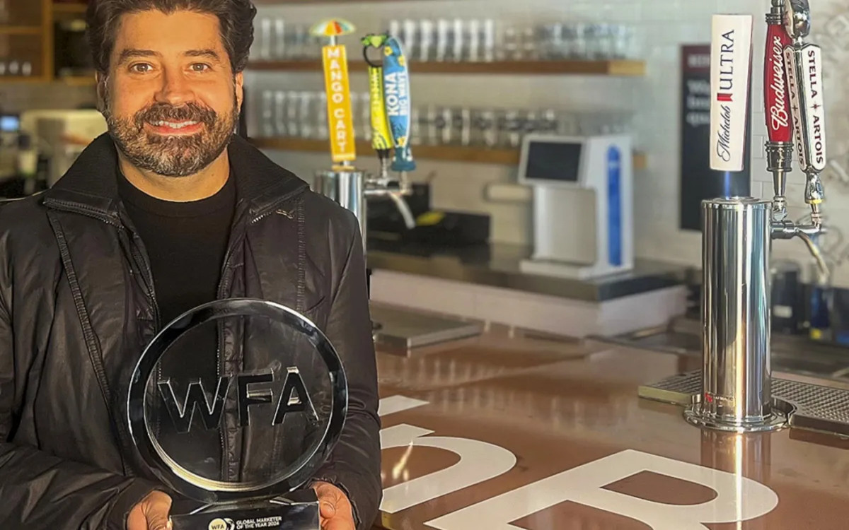 In globalni direktor marketinga leta je ...