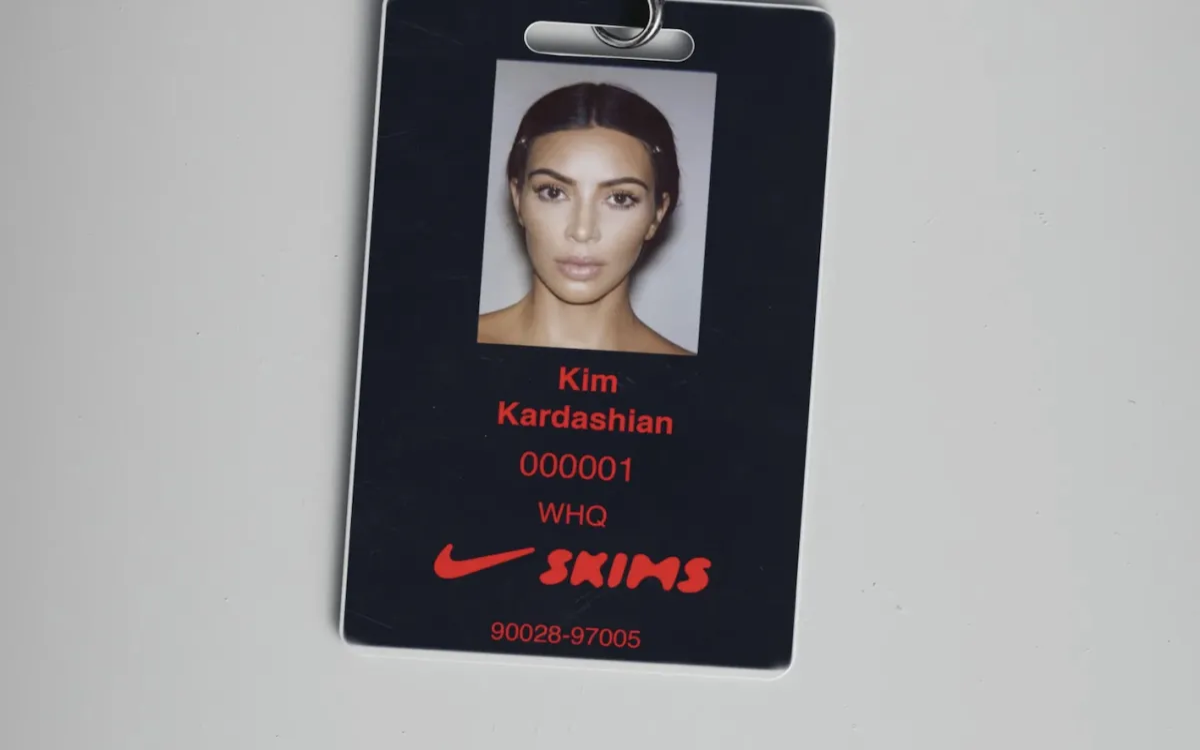 Nike in Kim Kardashian združila moči v blagovni znamki NikeSkims