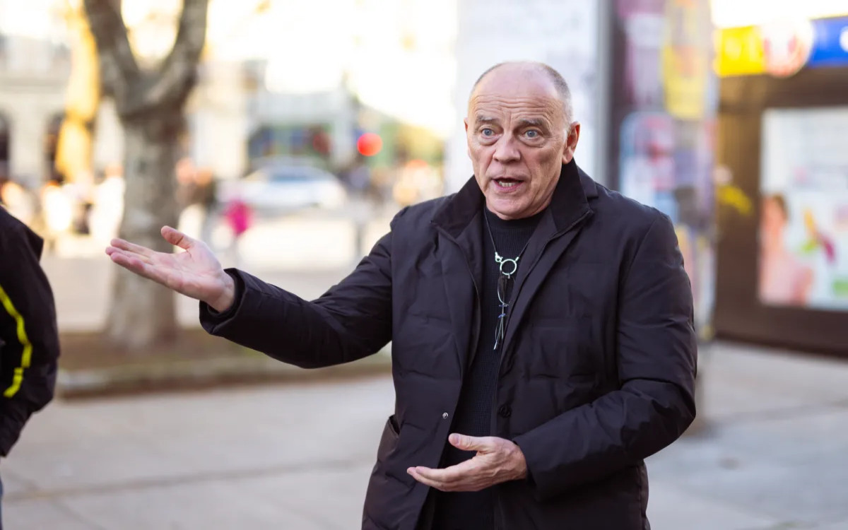 Mirko Ilić: Oblikovalci imajo raje družbeno koristna dela