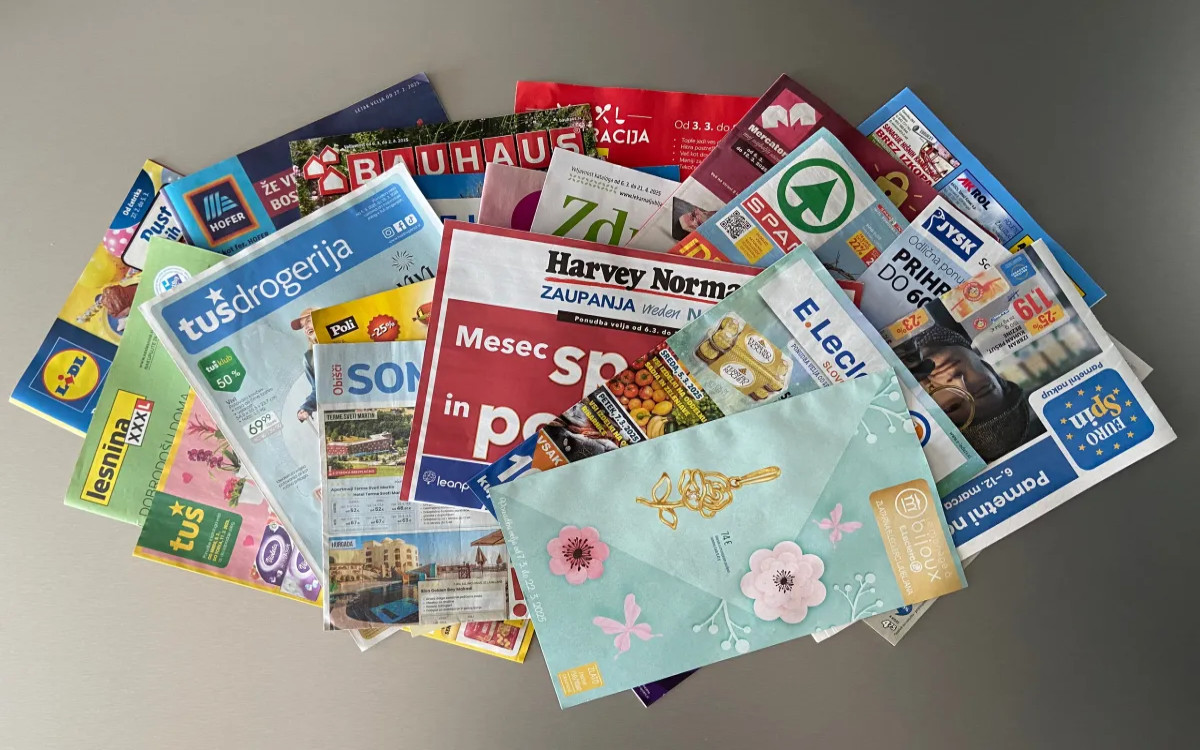 Analiza letakov trgovcev v Sloveniji: vpogled v marketinške strategije in potrošniške trende