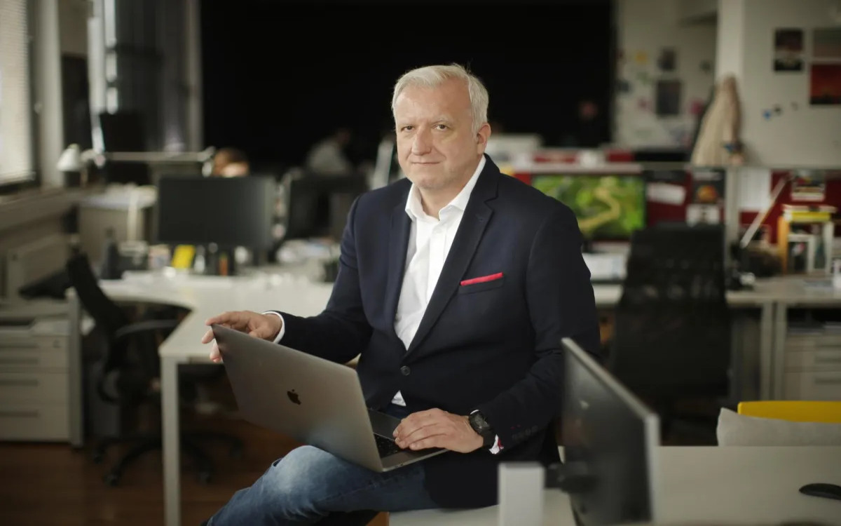 V žiriji kanskih levov letos tudi Janez Rakušček