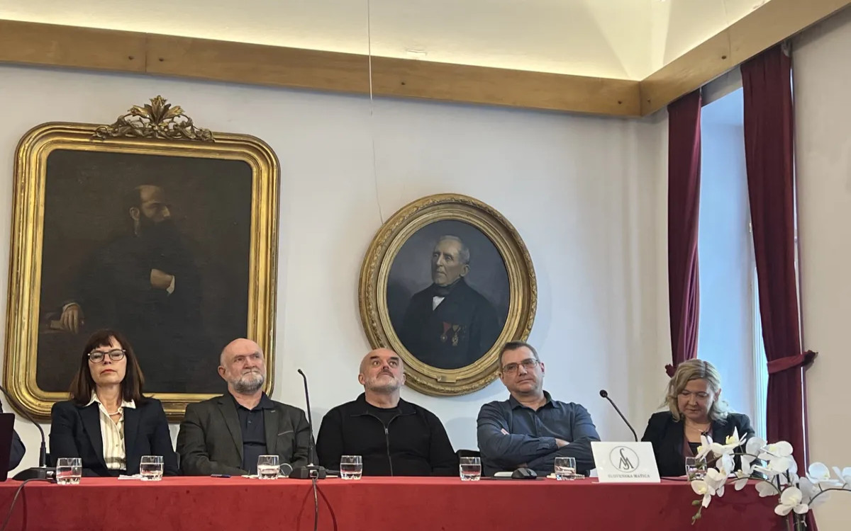 Avtorske pravice v dobi UI: »Avtorji morajo dobiti finančno nadomestilo«