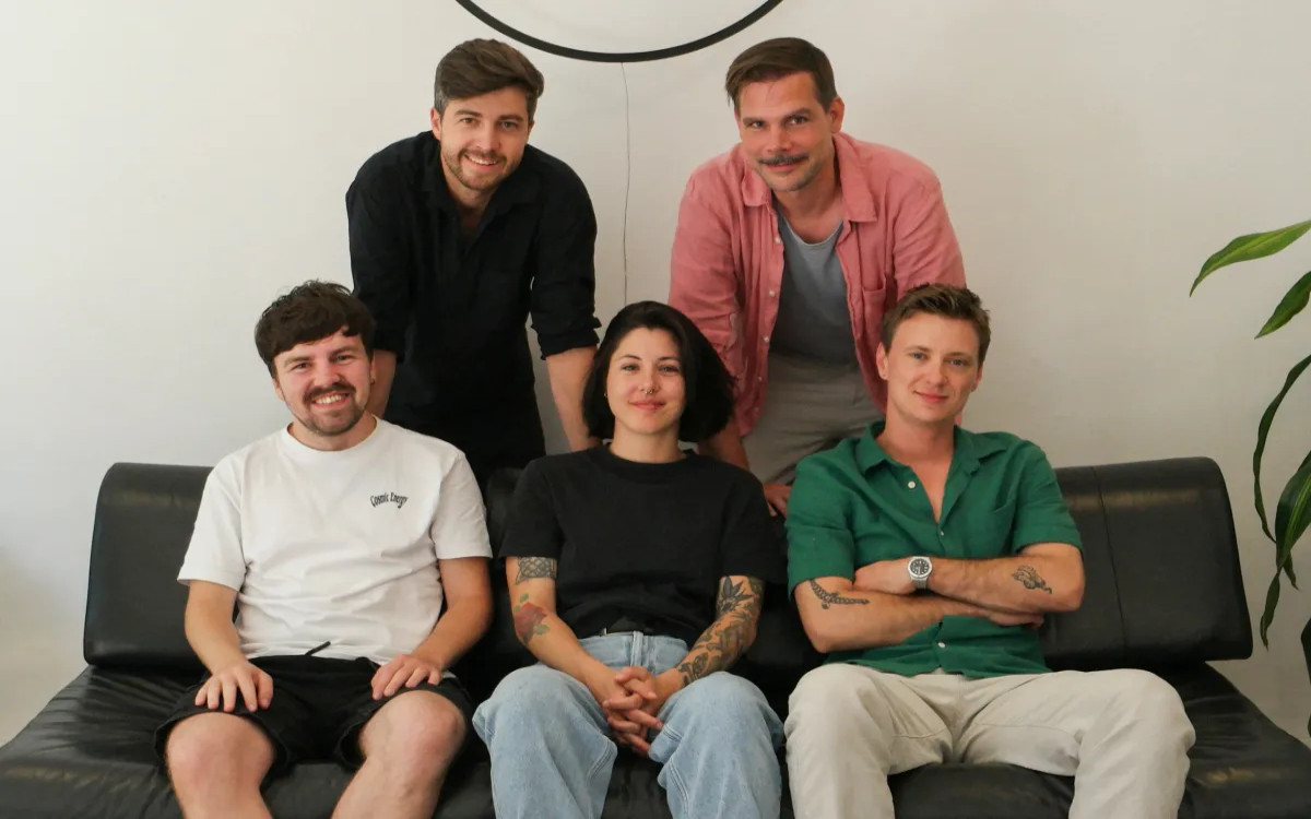 Ljudje: Ne da se nam več delati s »kreteni«