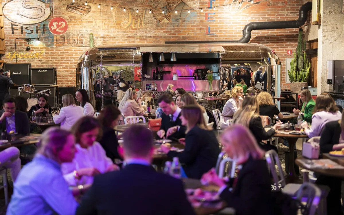 »Nikar ne stavite vsega na enega konja«