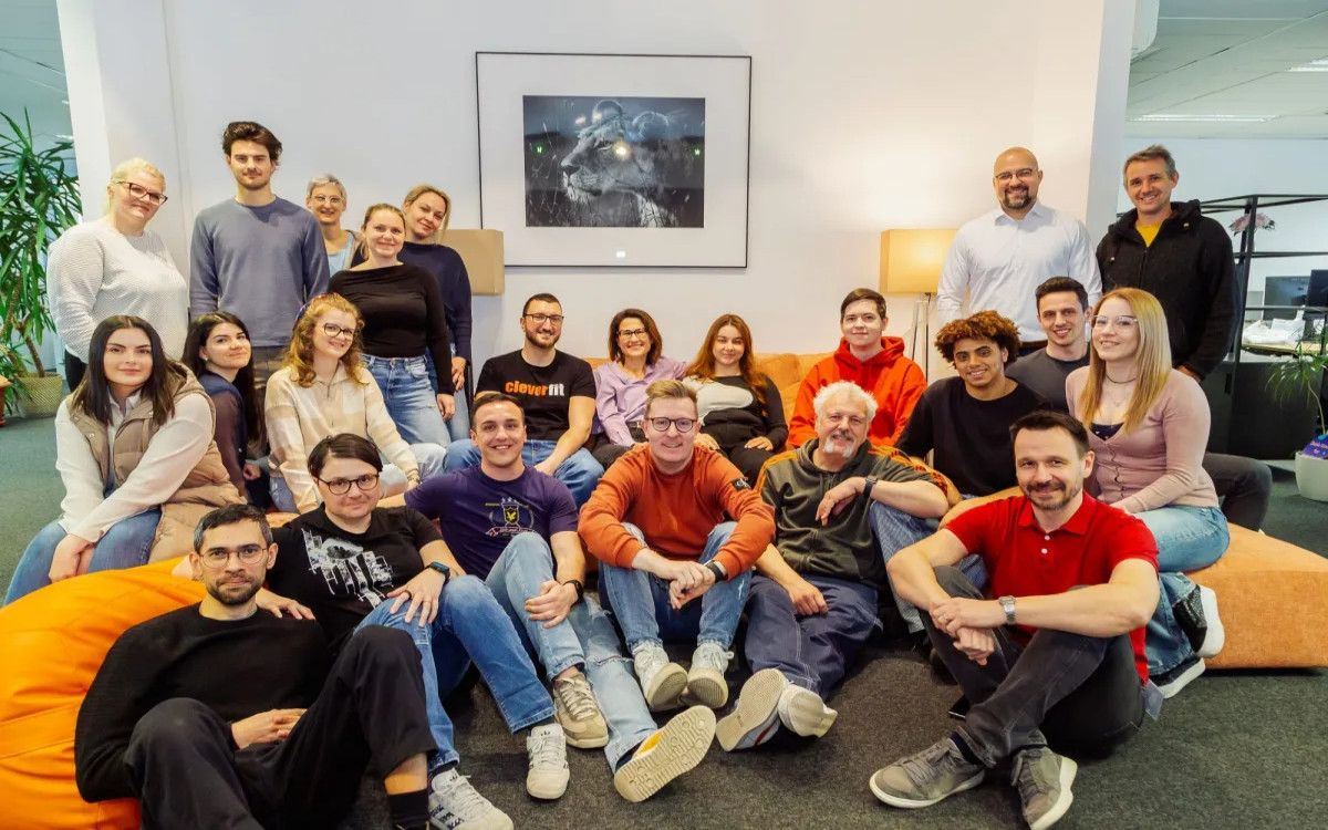 Naslednja postaja inovatorja na področju ePapirja: Workation ali delo s počitniške lokacije