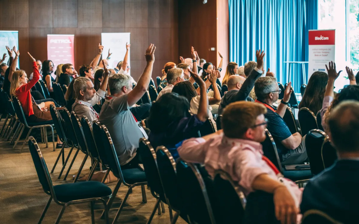 BledCom 2025: Avtonomni odnosi z javnostmi