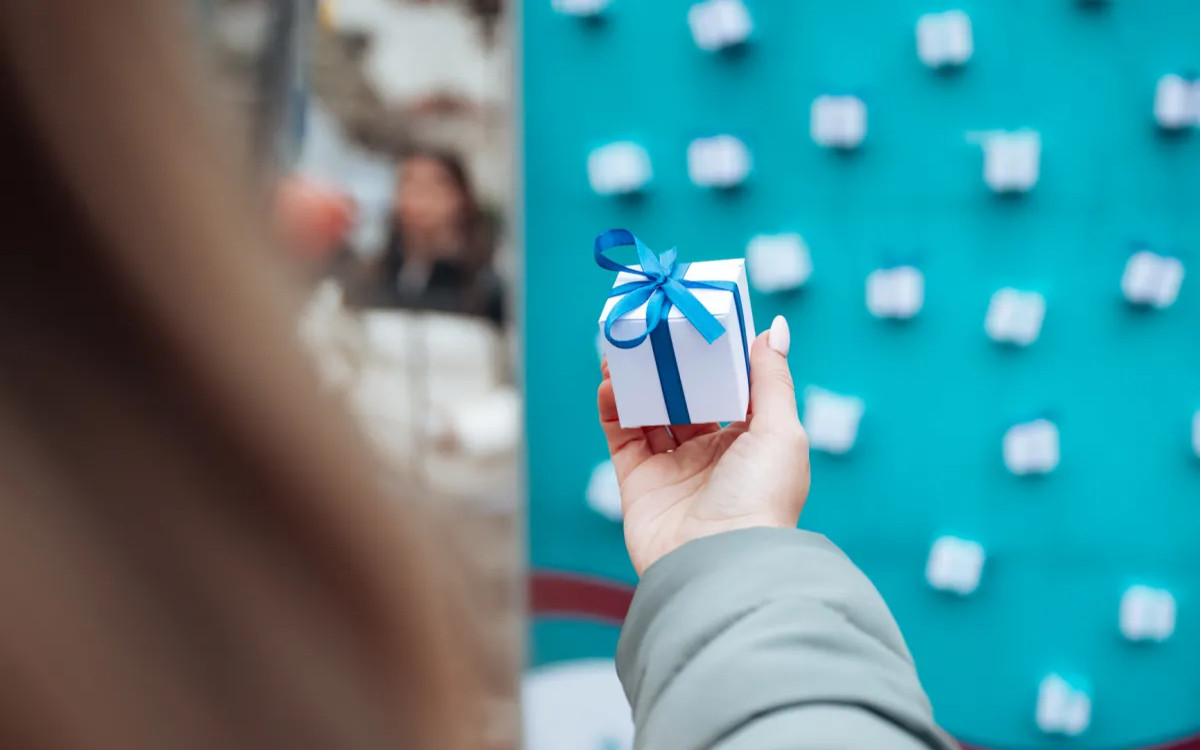 Priznanji najvišjih standardov odličnosti kar dvema slovenskima dobrodelnima projektoma