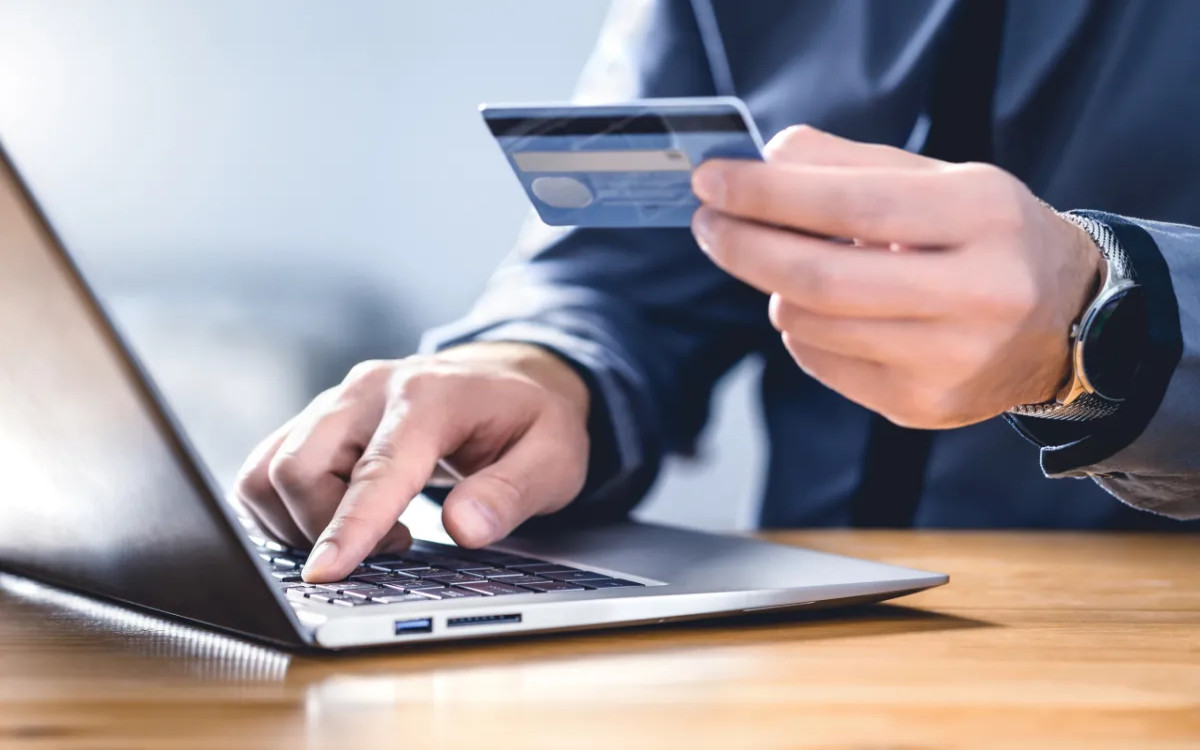 Kakšen je digitalni obraz slovenskih bank?