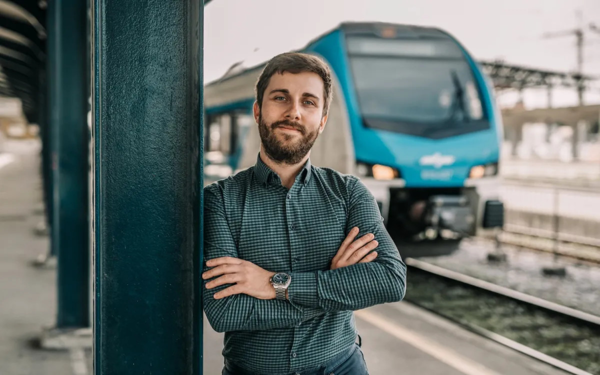 Tadej Grešovnik iz POP TV na Slovenske železnice