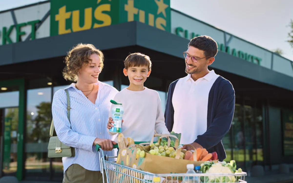 Tuš z novo nostalgično kampanjo 