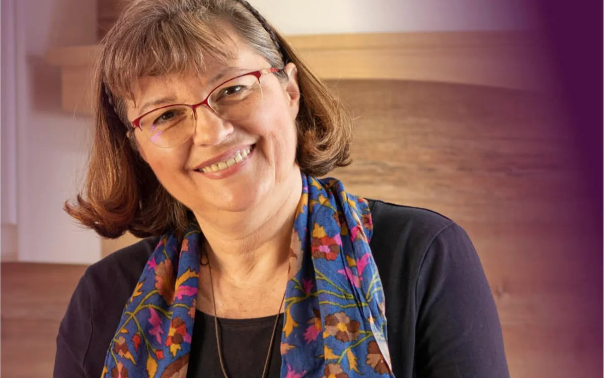 Jure Apih v spomin Sanji Lončar