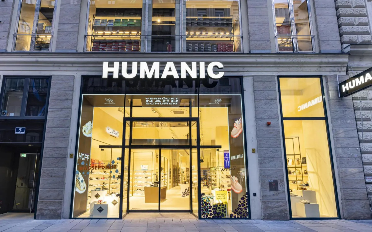 Advance Capital Partners in Mass prevzemata Humanic in Shoe4You