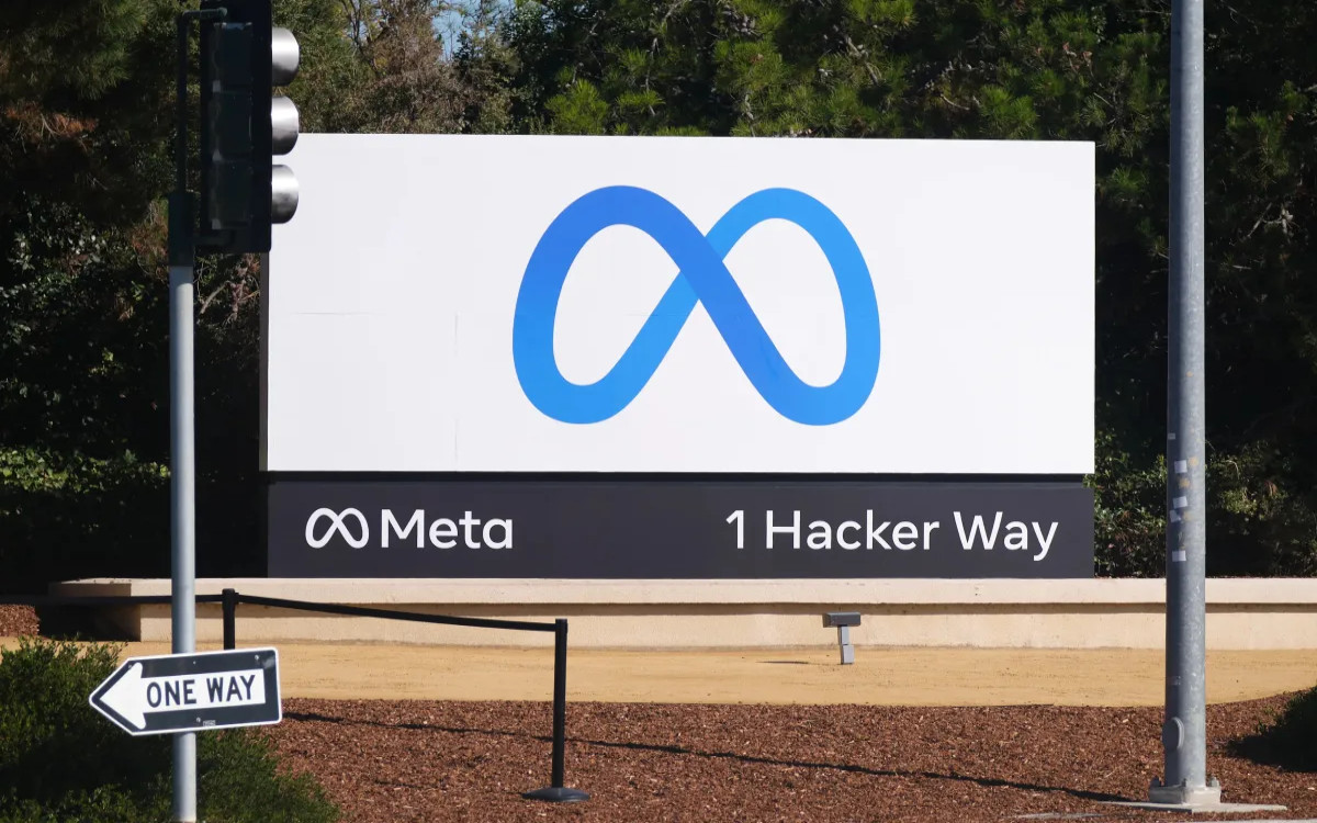 Interni dokumenti razkrivajo, da Meta z goljufivimi oglasi zasluži milijarde