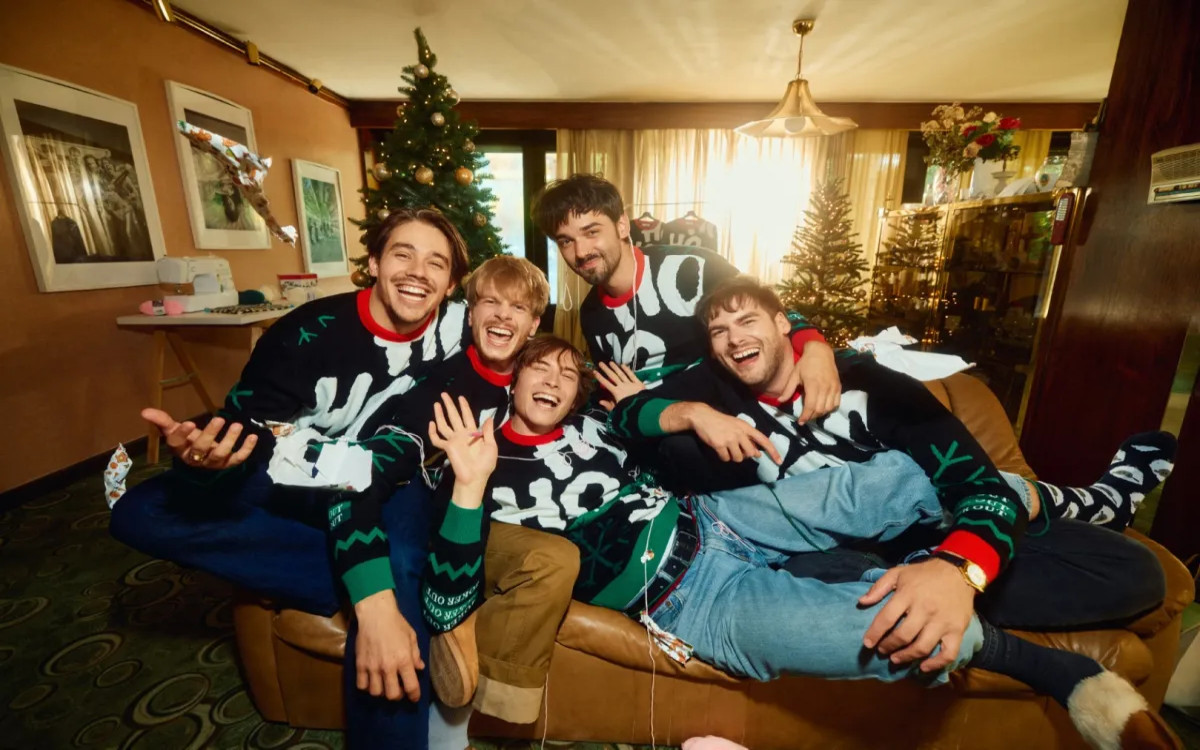 Blagovne znamke z božičnimi puloverji skrbijo, da nam bo tudi letos toplo