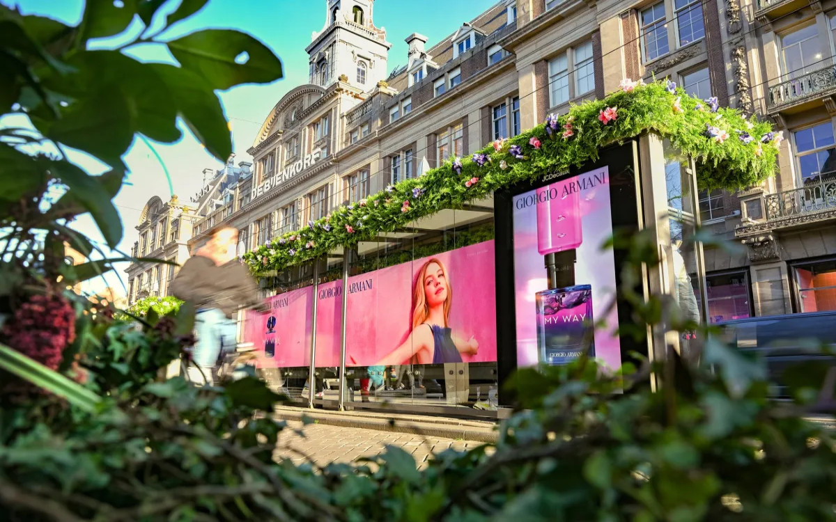 Ko OOH razmišlja kot družbena omrežja …