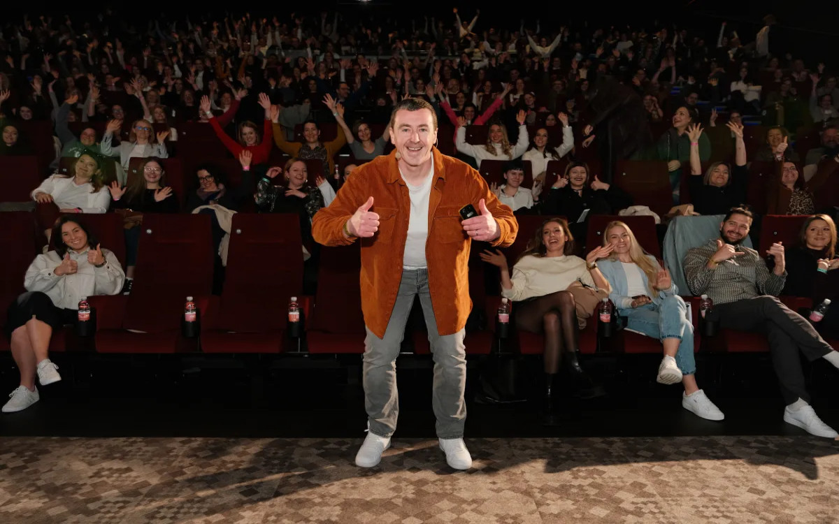 Michael Corcoran (ja, bivši vodja Ryanairovih družbenih omrežij) o strateškem upravljanju družbenih omrežij