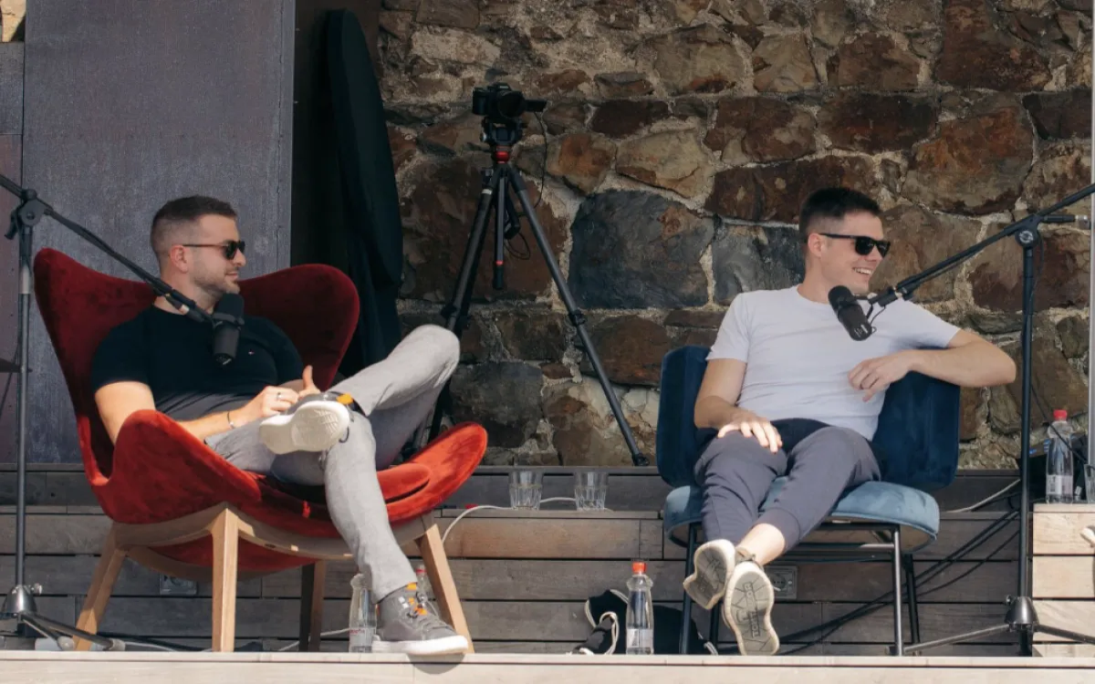 Astra AI z več kot 2 milijonoma uporabnikov: Objavimo 1000 videov na dan.