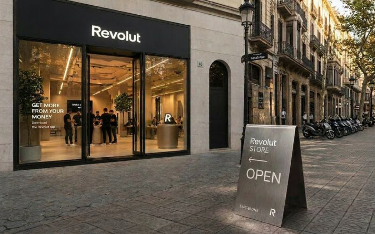 Revolut s prvo fizično trgovino v Barceloni