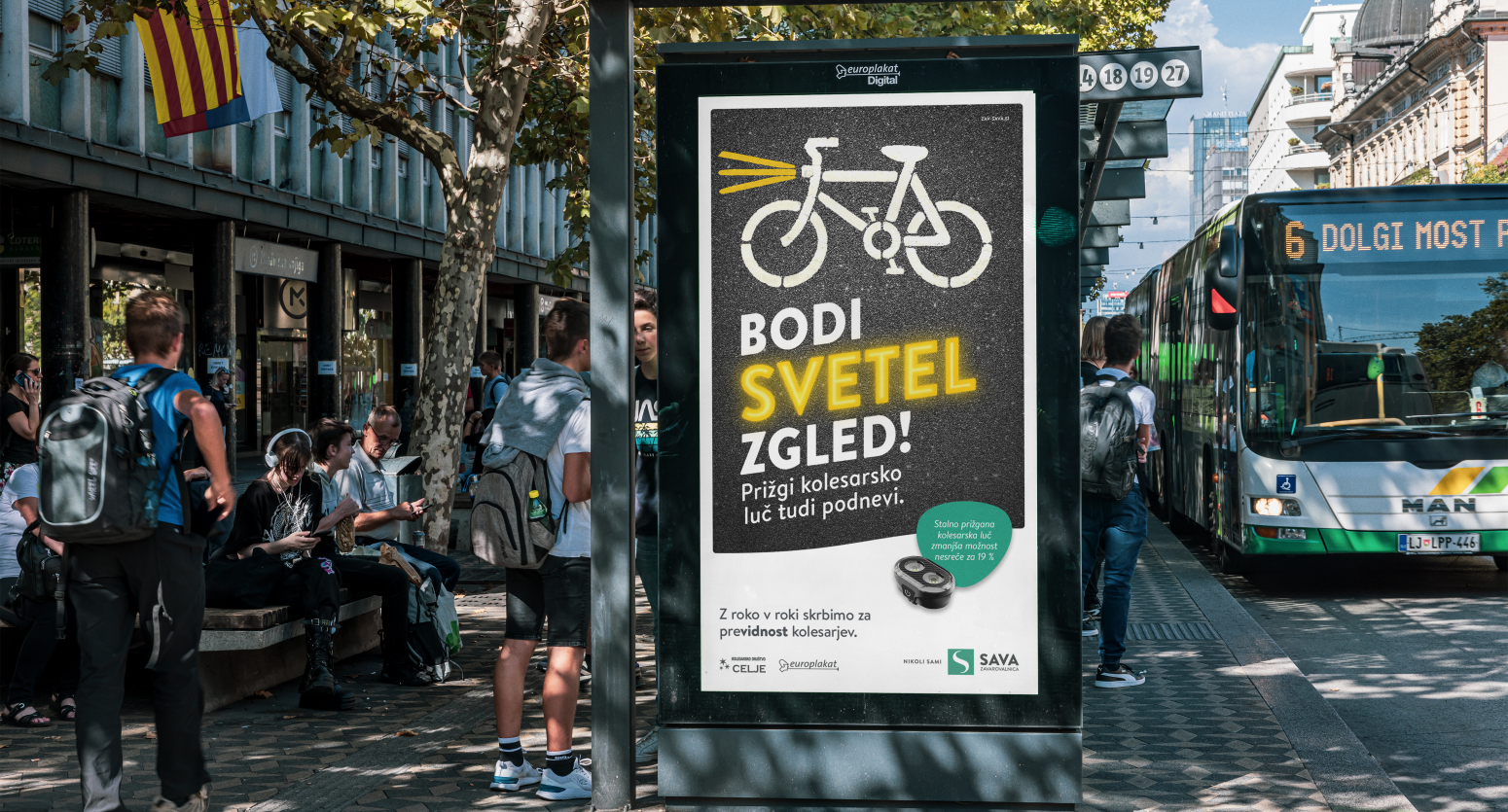 S svetlim zgledom do večje varnosti kolesarjev v prometu
