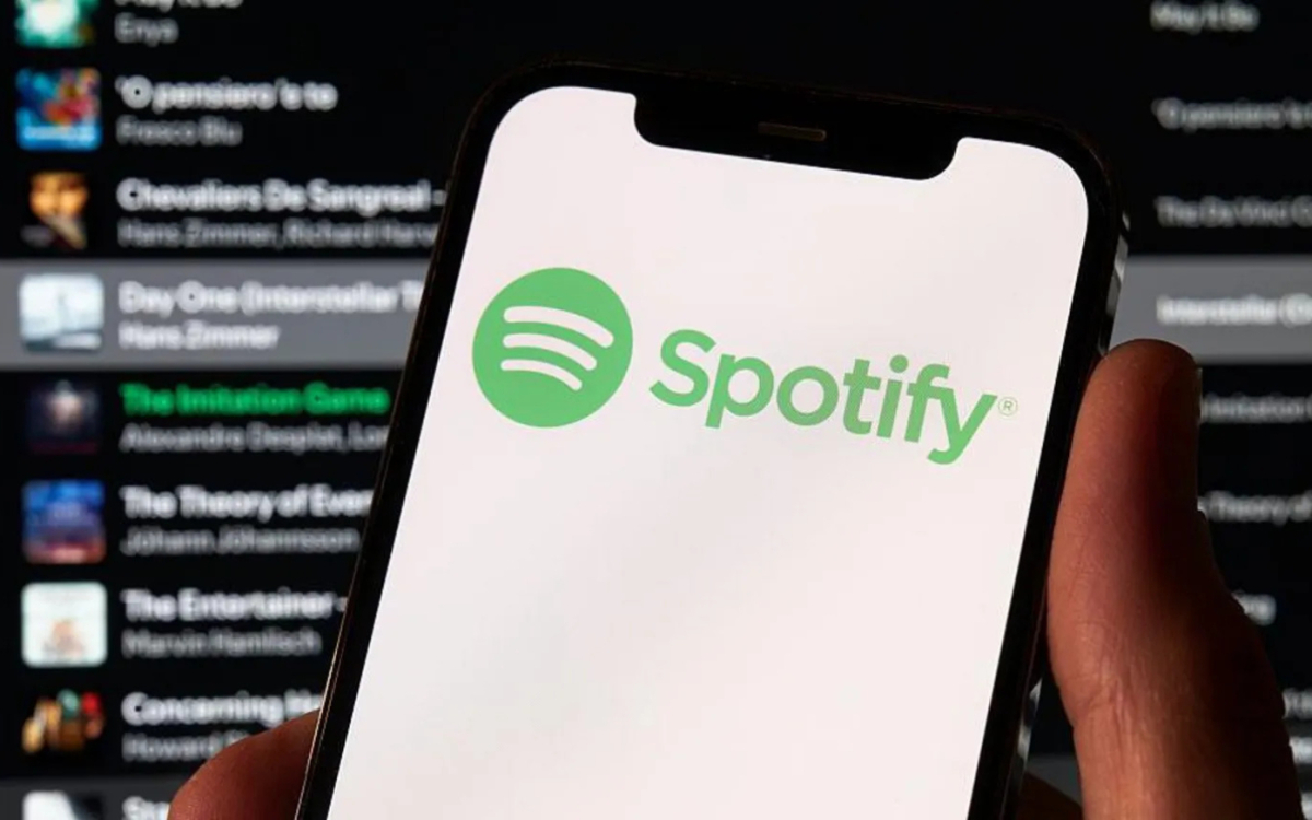 Spotify bo označeval izvajalce z umetno ustvarjeno identiteto
